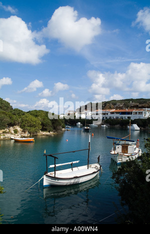 dh Cala de Sant Esteve SANT ESTEVE MENORCA Pleasure boats yachts anchored in bay below holiday villas Stock Photo