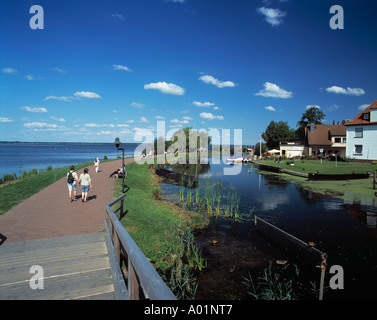 seeuferpromenade-am-steinhuder-meer-in-wunstorf-steinhude-naturpark