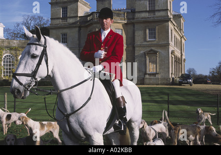 Huntsman gather before a fox hunt in Somerset Stock Photo