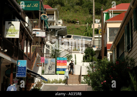 Street view, designer shops, attractive architecture, Gustavia, St