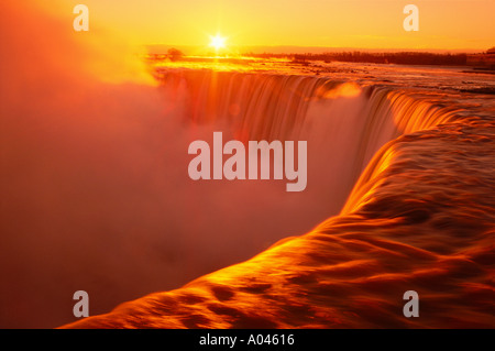 Canada, Ontario, Niagara Falls, sunrise over Niagara Falls Stock Photo