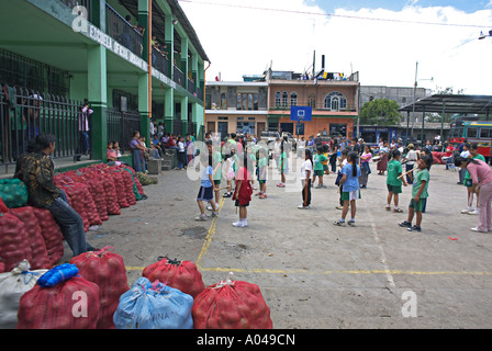 GUATEMALA PANAJACHEL Guatemalan school children practice for Independence Day Stock Photo