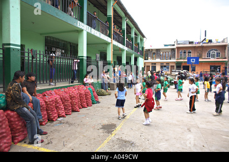 GUATEMALA PANAJACHEL Guatemalan school children practice for Independence Day Stock Photo