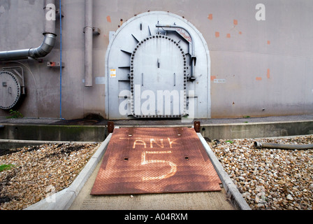 THE CAMPAIGN AT BRITISH SUGAR PRODUCTION PLANT AT WISSINGTON NORFOLK ENGLAND WHERE SUGAR BEET IS PROCESSED INTO SUGAR STORAGE SI Stock Photo