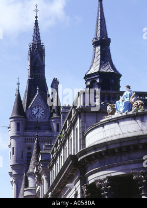 dh  UNION STREET ABERDEEN Roof tops Municipal buildings and Town house clock tower city scotland Stock Photo