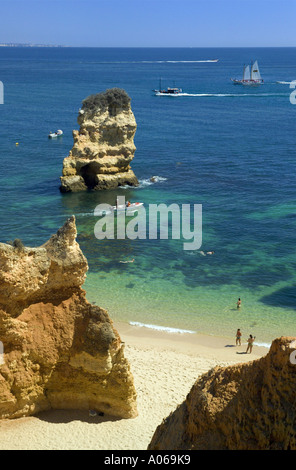 Praia De Dona Ana detail, near Lagos, Algarve, Portugal Stock Photo