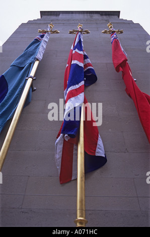 The Cenotaph with military flags on Remembrance Day 2006 in London ...