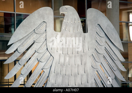 PLENERY HALL EAGLE INSIDE THE GERMAN PARLIAMENT REICHSTAG BUILDING BERLIN GERMANY EUROPE EU Stock Photo