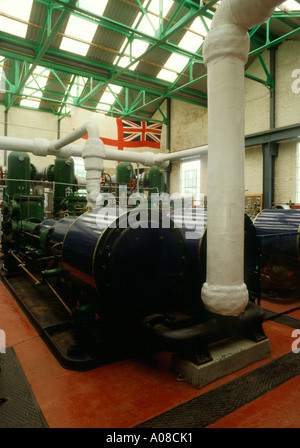 dh Scapa Flow Visitors Centre HOY ORKNEY Oil pump room Stock Photo