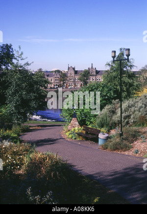 dh Rodney gardens PERTH PERTHSHIRE Path gardens seat and river Tay park Stock Photo