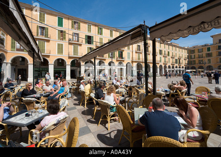 Sidewalk cafe in the  Plaza Mayor (Placa Major), Palma, Mallorca, Balearic Islands, Spain Stock Photo
