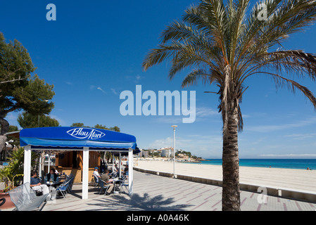 Seafront restaurant, promenade and beach in the winter season, Palma Nova, Bay of Palma, Mallorca, Balearic Islands, Spain Stock Photo