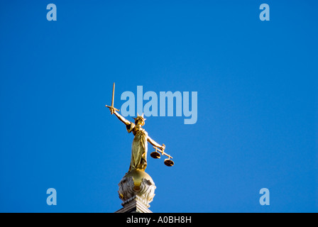 Statue of Lady Justice atop the Old Bailey London England UK Stock Photo
