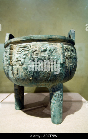 bronze vessel cooking fu tomb hao alamy shang dynasty bc tripod sized round medium