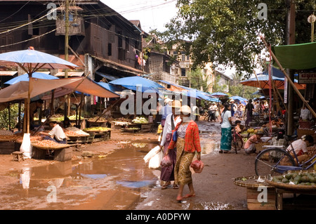 Stock photograph of a general view of the market on a wet day at Bago in Myanmar Stock Photo