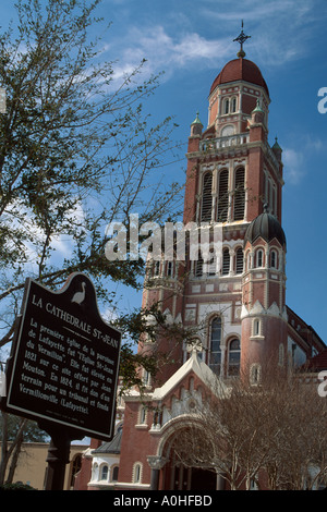 Louisiana Cajun Country,Acadiana Lafayette La Cathedrale St. Jean,built 1912 Acadian French spoken here French sign,information,advertise,market,notic Stock Photo