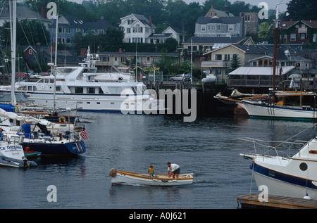 Maine,ME,New England,Down East,Camden Harbor boats schooners homes,houses,buildings,city skyline cityscape,downtown,city center centre,residences,neig Stock Photo