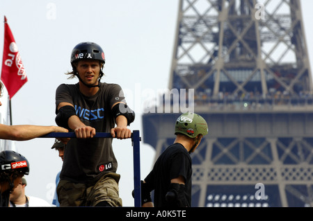 eiffel tower skater skate extreme european tour paris, parisian, parisien, france, french, francais, europe, european, eec, eu, Stock Photo