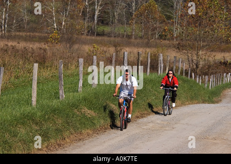 Bicyclists On Sparks Lane Cades Cove Great Smoky Mountains National Park Tennessee Stock Photo