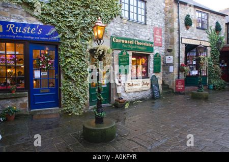 Ruste's Bakewell retail units and traditional victorian designed shops Hebden Close, Peak District, Derbyshire UK Stock Photo