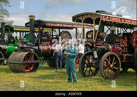 Traction engines at Clyro Steam Fair with engineers Stock Photo