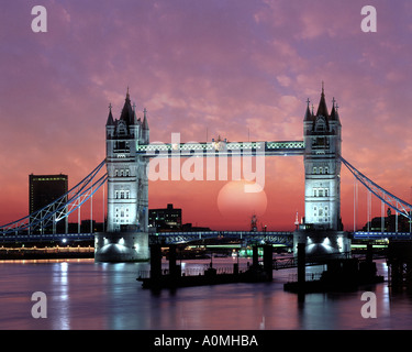 GB - LONDON: Tower Bridge Stock Photo