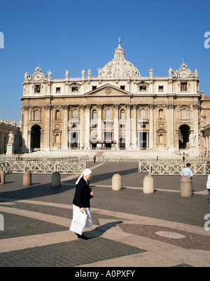 Nun in St Peter s Square Vatican Rome Lazio Italy Europe Stock Photo