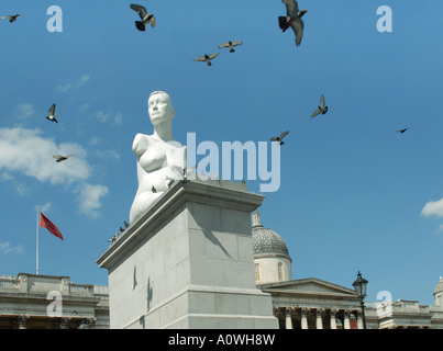 Sculpture entitled Alison Lapper Pregnant on the fourth plinth of Trafalgar Square, London by the artist Marc Quinn Stock Photo