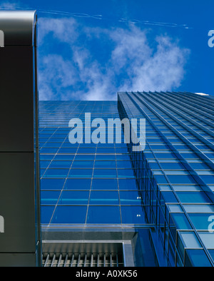 Barclays Headquarters, One Churchill Place, Docklands, London.Looking up from entrance. Architect: HOK International Ltd Stock Photo