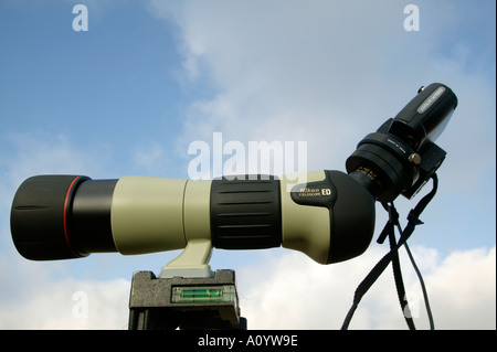 digiscoping taking digital photographs through a telescope Stock Photo ...