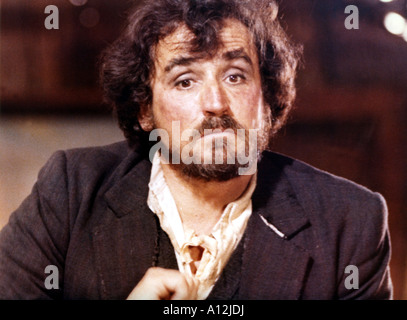 Senza famiglia nullatenenti cercano affetto Year 1971 Director Vittorio Gassman Vittorio Gassman Based upon Hector Malot s book Stock Photo