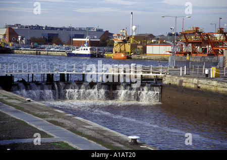 The Lock entrance to Albert Dock Hull Stock Photo