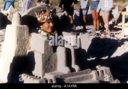 To Gillian On Her 37th Birthday Year 1996 Director Michael Pressman Peter Gallagher Stock Photo