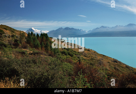 Scenic views of Lake Pukaki and Mount Cook Southern island New Zealand Glacial lake in the Southern Alps National Park Stock Photo