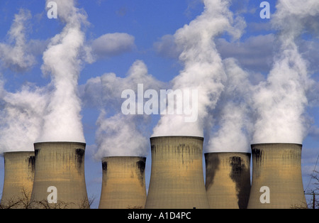 steam rising from giant cooling towers at drax coal powered power station drax yorkshire uk Stock Photo