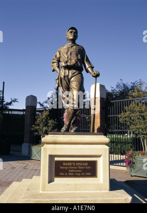 Babe Ruth Yankees 2004 Hormel Bronze Monument Park Statue