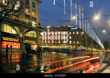 Zurich Bahnhofstrasse christmas illumination Confiserie Spruengli Bank Credit Suisse Paradeplatz Stock Photo