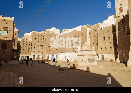 old town of Shibam Wadi Hadramaut Yemen Stock Photo