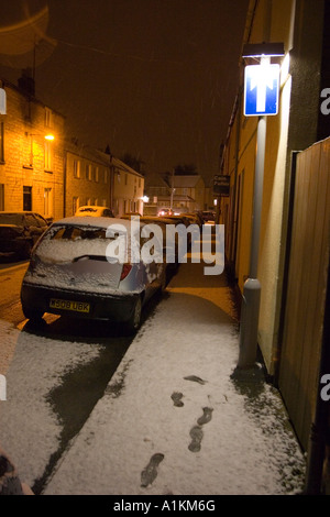 Freak snowstorm blizzard in Cirencester Stock Photo