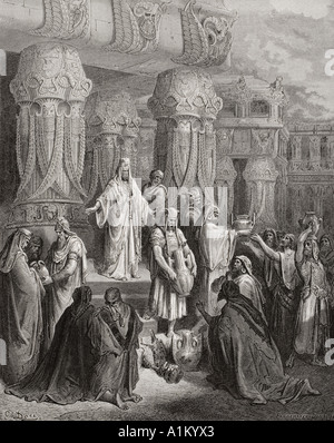 Engraving from The Dore Bible illustrating Ezra i 7 to 11. Cyrus Restoring the Vessels of the Temple by Gustave Dore Stock Photo