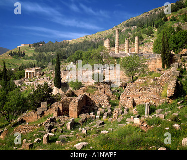 GR - PELOPONNESE:  Remains of Delphi
