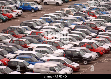 NEW SUZUKI CARS AND VANS PARKED AT AVONMOUTH DOCKS NEAR BRISTOL UK Stock Photo