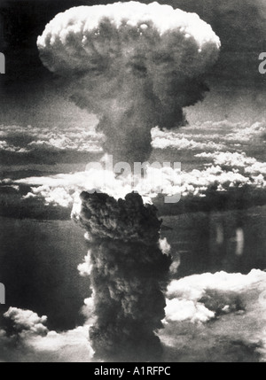 Nagasaki mushroom cloud from atomic bomb Fat Man Stock Photo