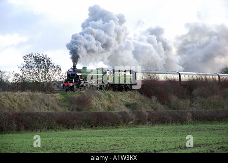 LNER B 1 class steam locomotive MAYFLOWER pulling a Santas Special train at The Battlefield Line, Leicestershire, England, UK Stock Photo