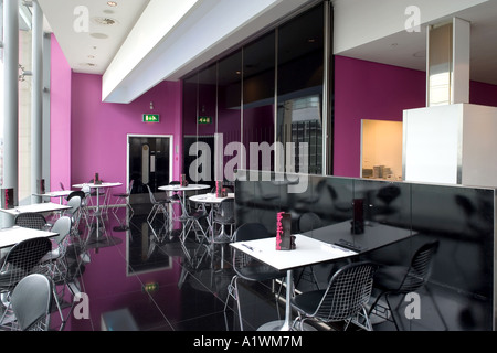 Second Floor Restaurant, Bar and Brasserie, Harvey Nichols, Manchester, 2003.  Dining area. Stock Photo