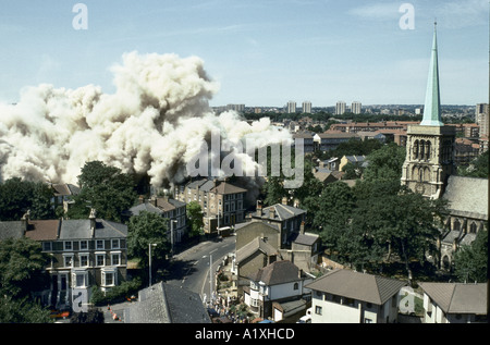 Hackney Tower Blocks DEMOLITION UNDER CONTROLLED EXPLOSIVES HACKNEY LONDON Stock Photo - Alamy