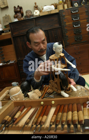 Shobe Tamaya, 9th generation Karakuri ningyo master. Nagoya, Japan ...