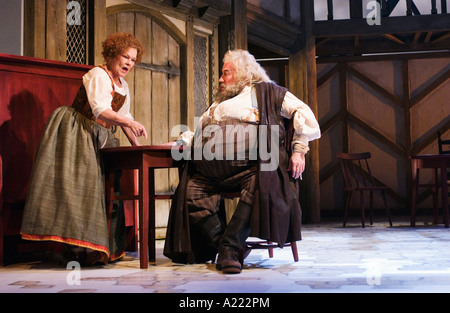 Mistress Quickly played by Judi Dench and Sir John Falstaff played by Simon Callow Stock Photo