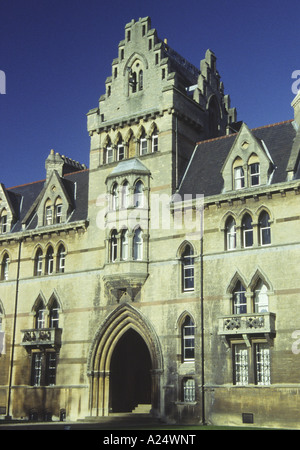 Oxford, UK - Jan 2006: Christchurch College grand entrance gate viewed on  01 Jan at Oxford University, UK Stock Photo
