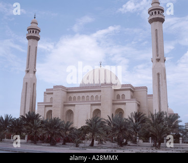 Bahrain - Al Manamah (Manama). The Great Mosque Stock Photo - Alamy